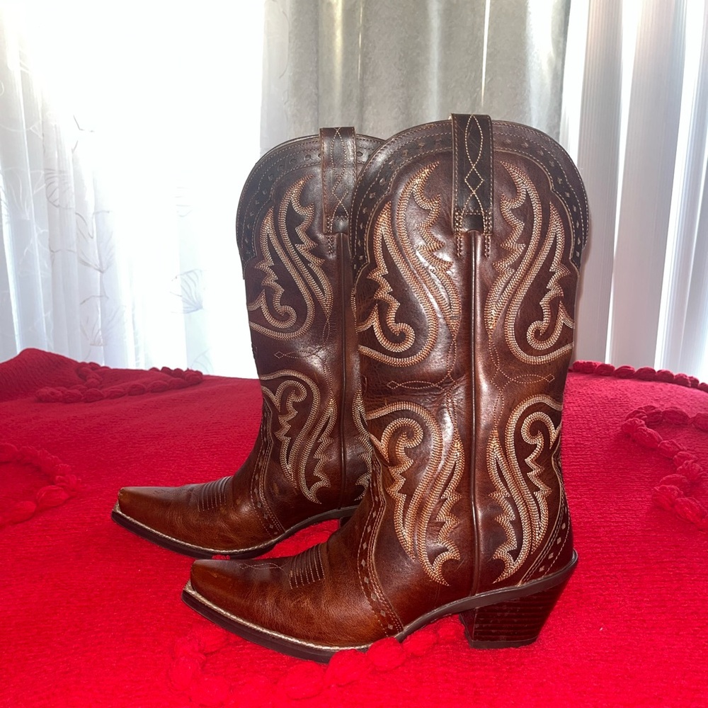 Brown Ariat Heritage Western Cowboy Boots